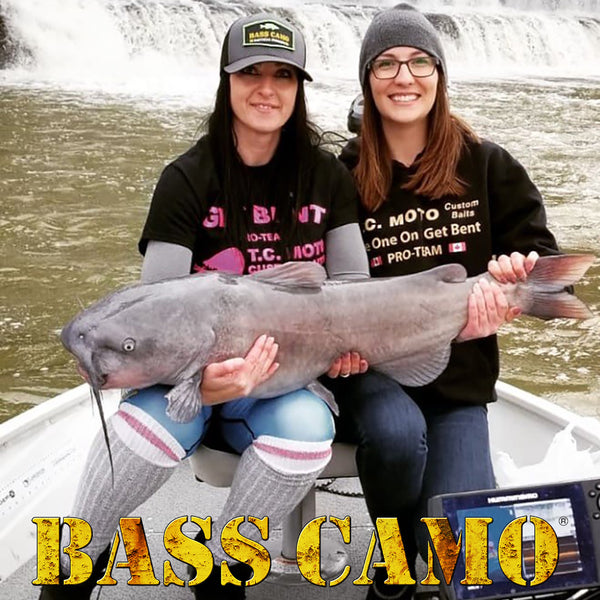 Bass Camo Retro Patch Tactical Snap Back Fishing Hat charcoal grey with pre-curved visor embroidered in pro-stitch high thread count vibrant 3 color patch with black vented back.